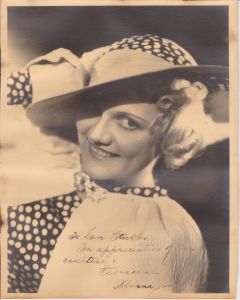Minna Gombell (Signature personalized to Dan Stubbs) - Vintage Original Autographed 8X10 Photo