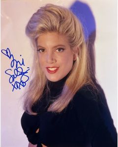 Tori Spelling 90210 TV DRAMA SERIES 1990 Signed 8x10 Photo #4