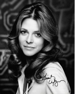  Lindsay Wagner Bionic Woman 8X10 #18