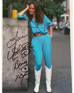 Catherine Bach Dukes of Hazzard Original 8x10 Signed Photo #33