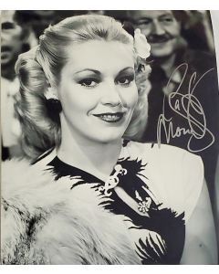 Cathy Moriarty RAGING BULL signed 8x10 # G08