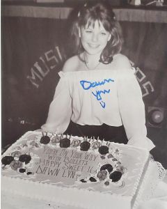 Dawn Lyn MY THREE SONS, WALKING TALL signed 8x10 # G01