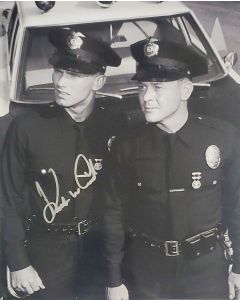 Kent McCord ADAM-12 signed 8x10 # G12