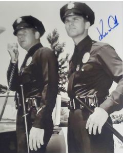 Kent McCord ADAM-12 signed 8x10 # G13