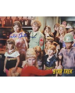 Leslie Shatner STAR TREK signed 8x10 # G02