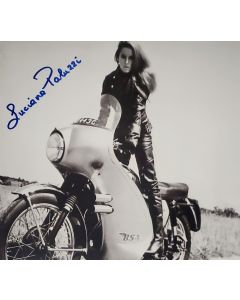 Luciana Paluzzi THUNDERBALL signed 8x10 # G11