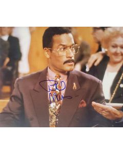 Phil Morris signed 8x10 SEINFELD # G06