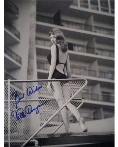 Vikki Dougan THE REBEL SET/HOOTENANNY HOOT signed 8x10 # G23