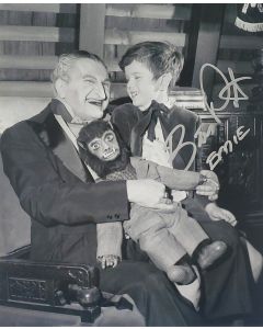 Butch Patrick THE MUNSTERS signed 8x10 # G06