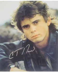 C. Thomas Howell E.T./OUTSIDERS signed 8x10 # G20