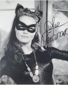 Julie Newmar BATMAN TOS CATWOMAN Signed 8X10 Photo #4