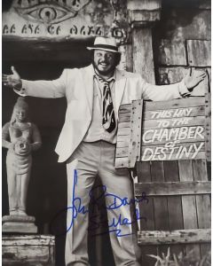 John Rhys-Davies signed 8x10 # G08