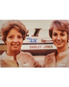 Marneen Fields signed 8x10 # G01