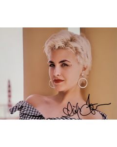Sherilyn Fenn TWO MOON JUNCTION Signed 8x10 Photo #26