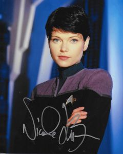 Nicole de Boer Star Trek 8X10 