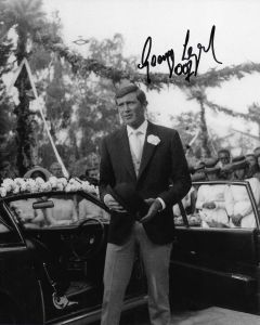 George Lazenby James Bond 007 8X10 #46