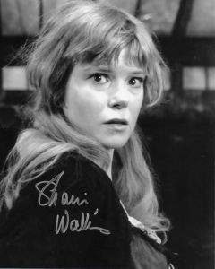 Shani Wallis Oliver! 8X10 #14