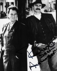 Richard Dean Anderson Legend 8X10 #2