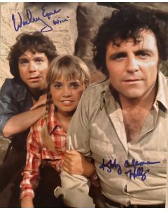 Land of the Lost Kathy Coleman, Wesley Eure Original 8X10 signed Photo #2