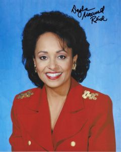 Daphne Maxwell Reid 8X10 