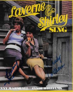 Penny Marshall (1943-2018) / Cindy Williams Laverne & Shirley 8X10 #8