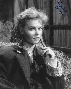 Cynthia Pepper 8x10 photo #5