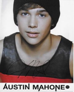 Austin Mahone In Person Autographed 8x10 Singer MTV