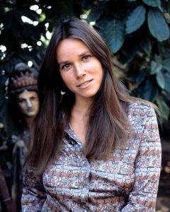 Barbara Hershey-2