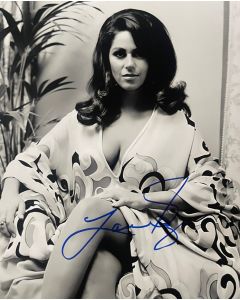 Lainie Kazan American SINGER & ACTRESS (FAT GREEK WEDDING) Original Signed 8x10