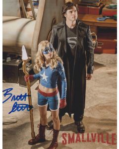 Britt Irvin SMALLVILLE signed 8x10 # G17