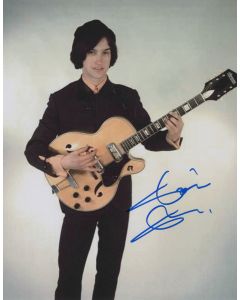 Dave Davies ENGLISH GUITARIST AND SINGER signed 8x10 # G01