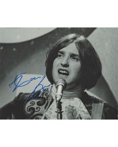 Dave Davies ENGLISH GUITARIST AND SINGER signed 8x10 # G09
