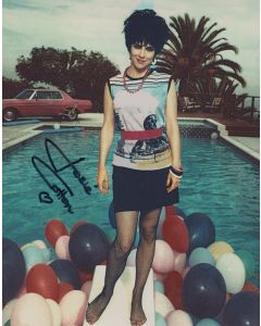 Josie Cotton AMERICAN SINGER AND SONGWRITER signed 8x10 # G01
