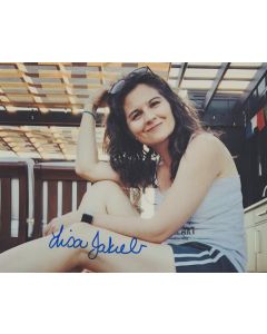 Lisa Jakub MRS. DOUBTFIRE/INDEPENDENCE DAY signed 8x10 # G04