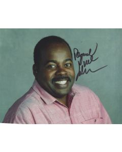 Reginald VelJohnson FAMILY MATTERS signed 8x10 # G02