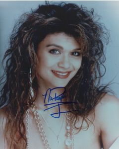 Nia Peeples FAME/WALKER TEXAS RANGER signed 8x10 # G01