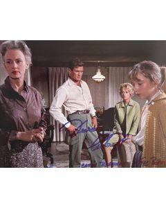 Veronica Cartwright THE BIRDS 1963 in person 8x10 Autographed #18