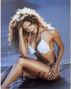 Traci Bingham BAYWATCH TV SERIES Signed 8x10 Photo #26