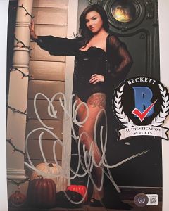 Danielle Harris HALLOWEEN w/Beckett COA 9