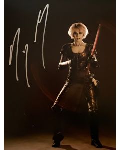 Gigi Edgley Farscape Original Autographed 8x10 Photo #4