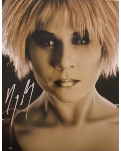 Gigi Edgley Farscape Original Autographed 8x10 Photo #9