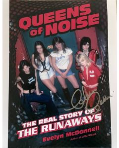 Cherie Currie THE RUNAWAYS Original Autographed 8X10 Photo #9