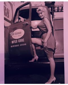 June Wilkinson RIP Original Autographed 8X10 Photo #8