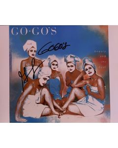 Gina Schock THE GO-GO'S Original Autographed 8X10 Photo #2