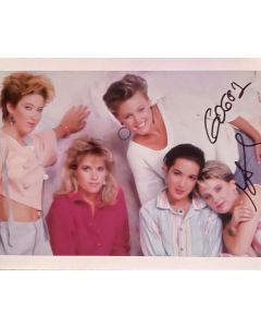 Gina Schock THE GO-GO'S Original Autographed 8X10 Photo #7