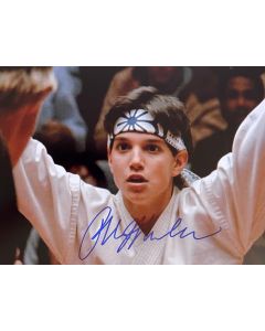 Ralph Macchio KARATE KID 1984 Original signed 8X10 Photo #19