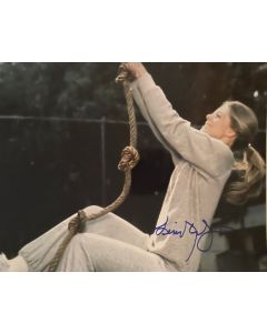 Lindsay Wagner The Bionic Woman Original signed 8X10 Photo 54