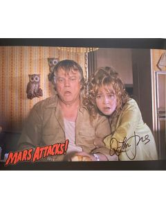 O-Lan Jones Mars Attacks! Original signed 8X10 Photo #4