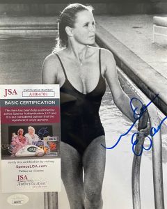 Linda Evans DYNASTY Original Autographed 8X10 Photo w/JSA COA