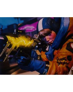 JUSTINE HUXLEY APEX LEGENDS Original Signed 8X10 Photo #3